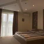 Vaci Vendeghaz Nyíregyháza